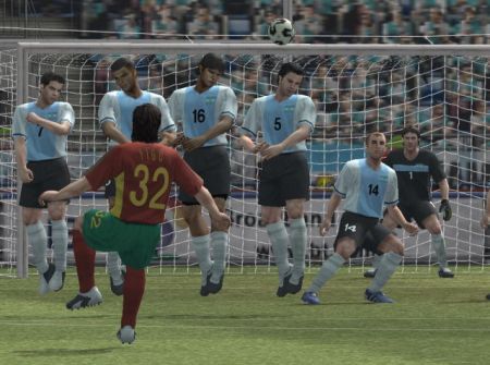 Konami confirma la fecha de salida de Pro Evolution Soccer 5 en nuestro pas