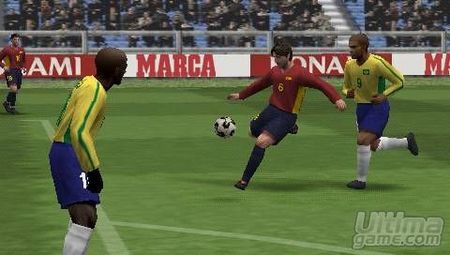 8 nuevas imgenes de la versin PlayStation Portable de Pro Evolution Soccer 5