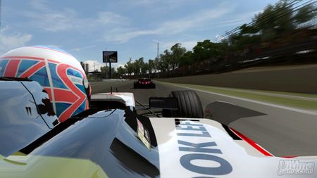 Fernando Alonso se deja seducir por el nuevo Formula One Championship Edition