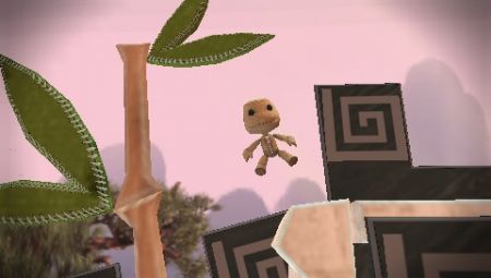 LittleBigPlanet Portable: Sackboy muestra su cara ms simptica en PSP