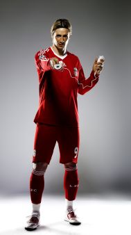 PES 2010 - Nueva actualizacin gratuita de plantillas y caractersticas de los jugadores