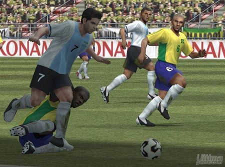 8 nuevas imgenes de la versin PlayStation Portable de Pro Evolution Soccer 5