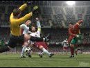 Pro Evolution Soccer tendrá modo online para PlayStation 2, y seguramente también lo incluya la versión de PSP